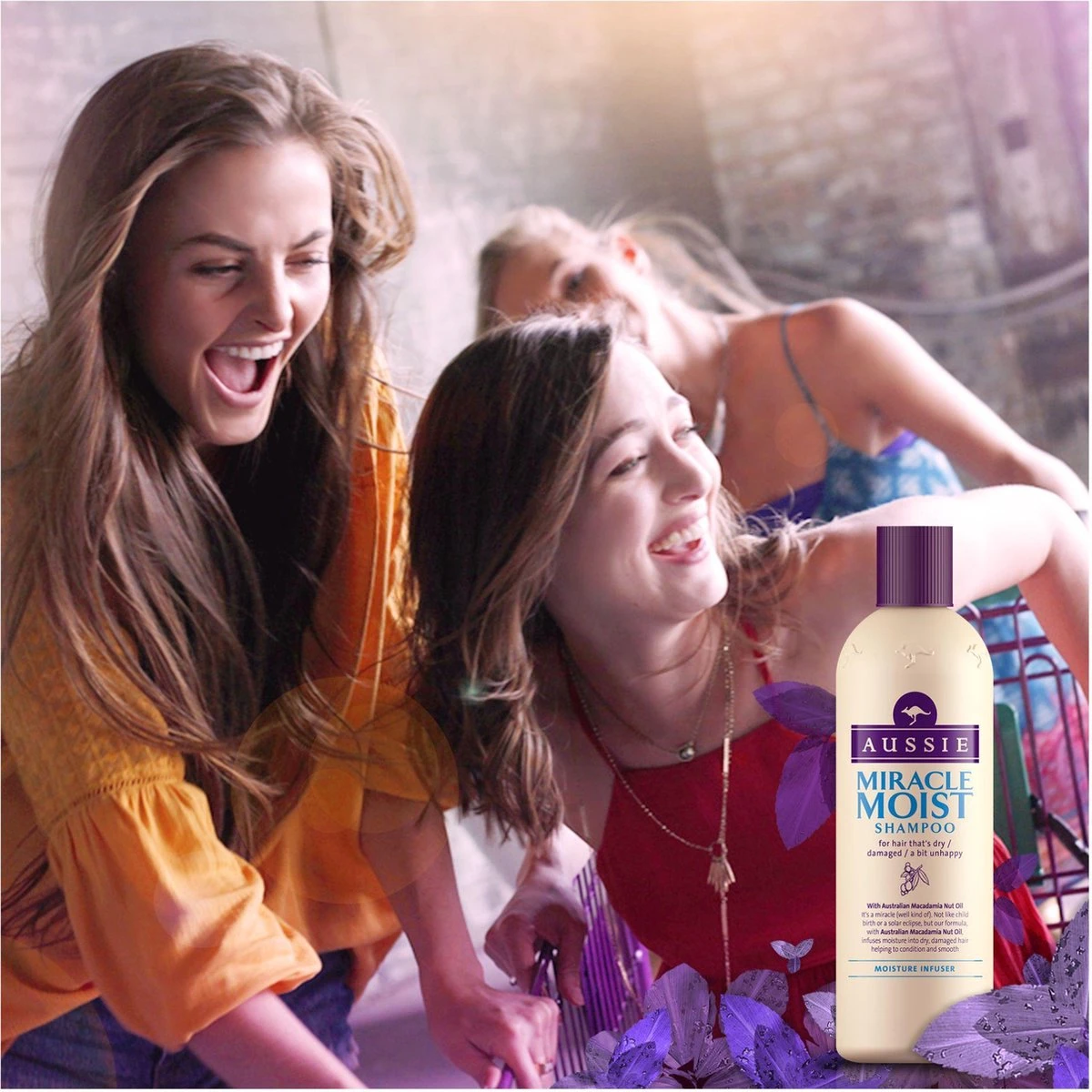 Aussie Miracle Moist Shampoo - Hydraterende Shampoo - Herstelt Droog En Beschadigd Haar - 6 X 300 Ml 16 Aussie Miracle Moist Shampoo - Hydraterende Shampoo - Herstelt Droog En Beschadigd Haar - 6 X 300 Ml - Afbeelding 16